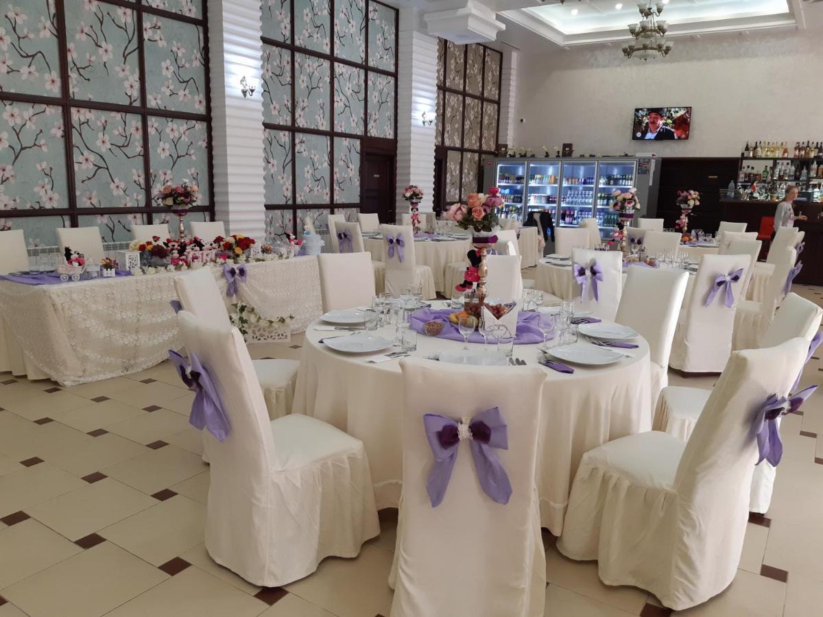 Hotel Ro&Mario Barlad Bîrlad Kültér fotó