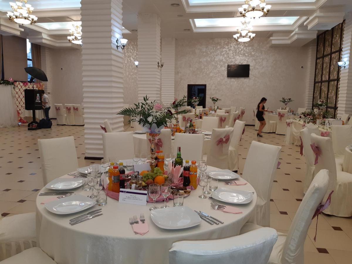 Hotel Ro&Mario Barlad Bîrlad Kültér fotó