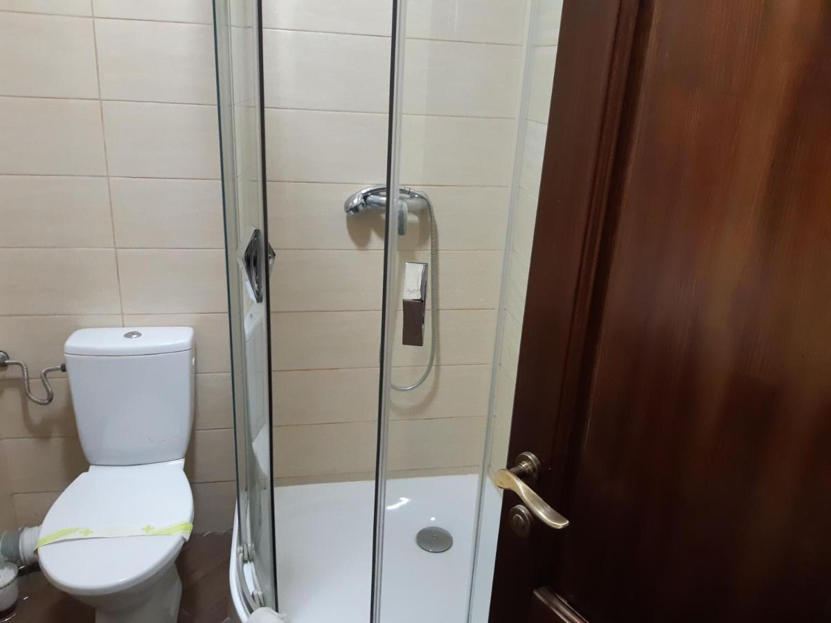 Hotel Ro&Mario Barlad Bîrlad Kültér fotó